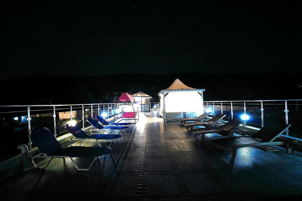Apartamento Deluxemaisonettes In Panoramic Roof Complex Balchik Exterior foto